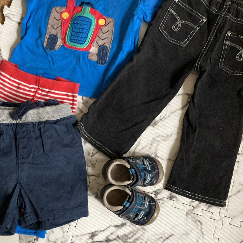 12-18 month boy clothing bundle and shoes (brands are Calvin Klein, Frugi, etc) - Picture 6 of 10